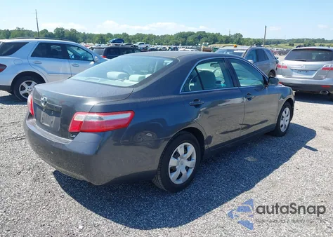 2009 Toyota Camry Le z USA, uszkodzony, nr VIN 4T1BE46K99U399163